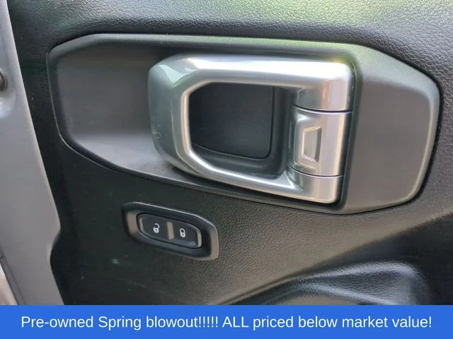 Used 2021 Silver Jeep Unlimited Sport S image 41