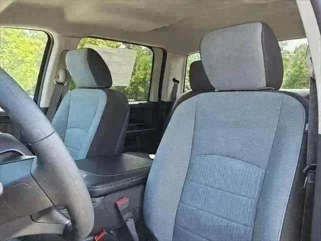 2024 RAM 1500 Classic SSV 4x4 Crew Cab 5'7's photo