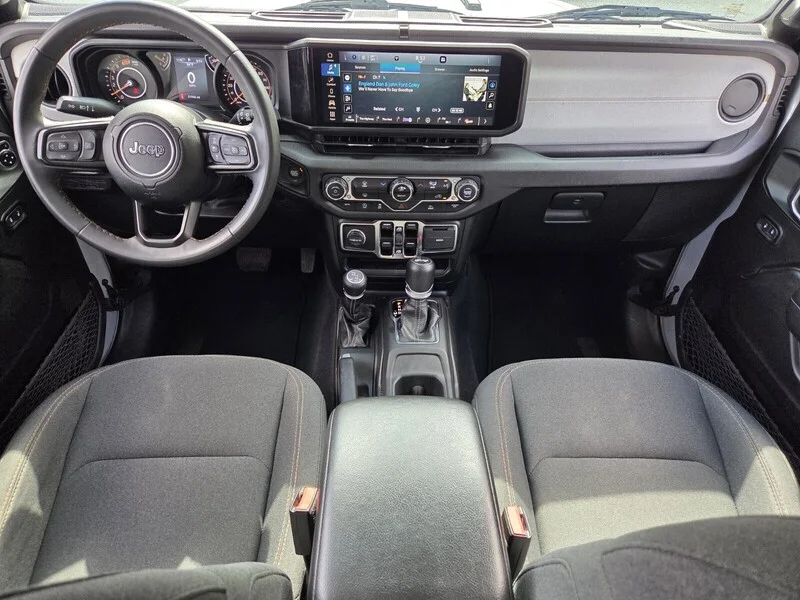 Used 2024 Silver Zynith Clearcoat JEEP SPORT S image 12