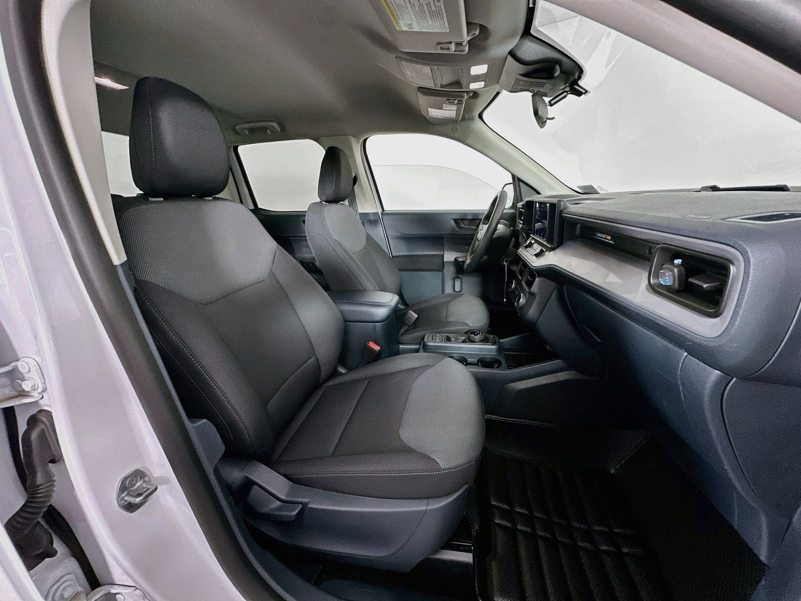 Used 2023 Oxford White Ford XL image 25