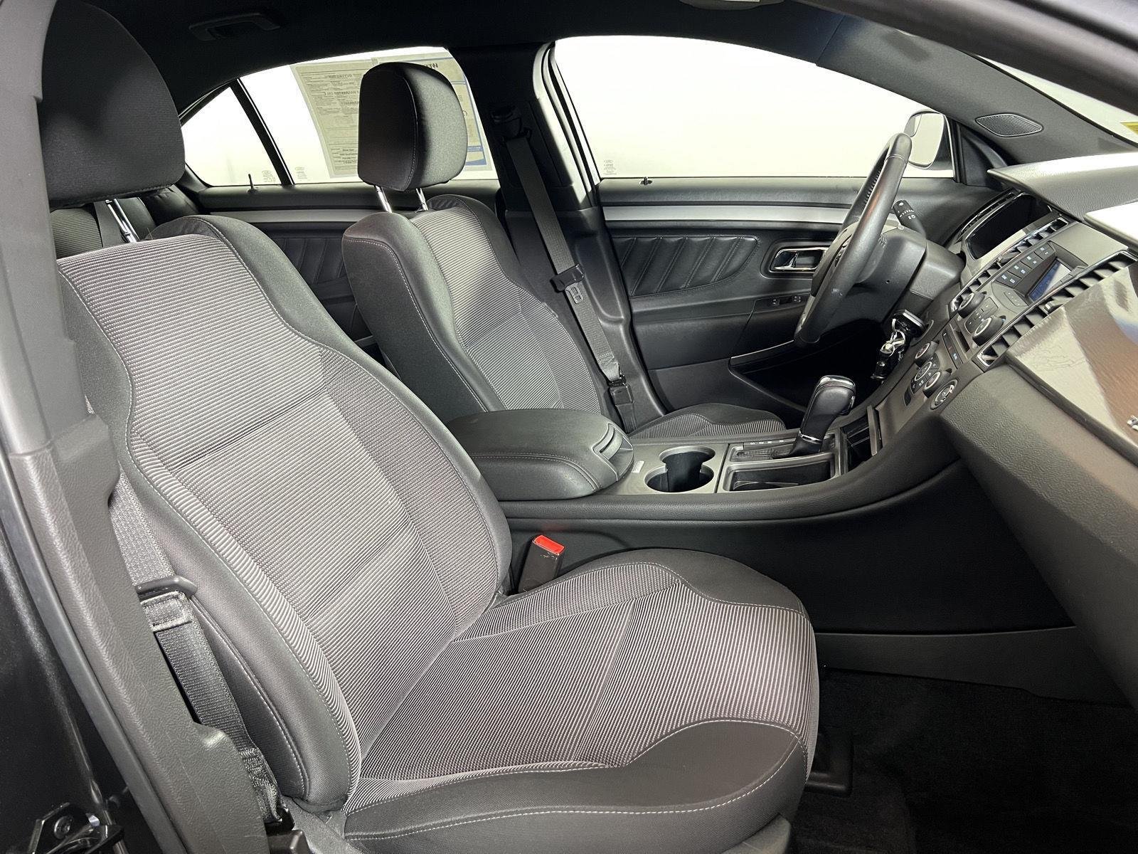 Used 2018 Magnetic Ford SEL image 26