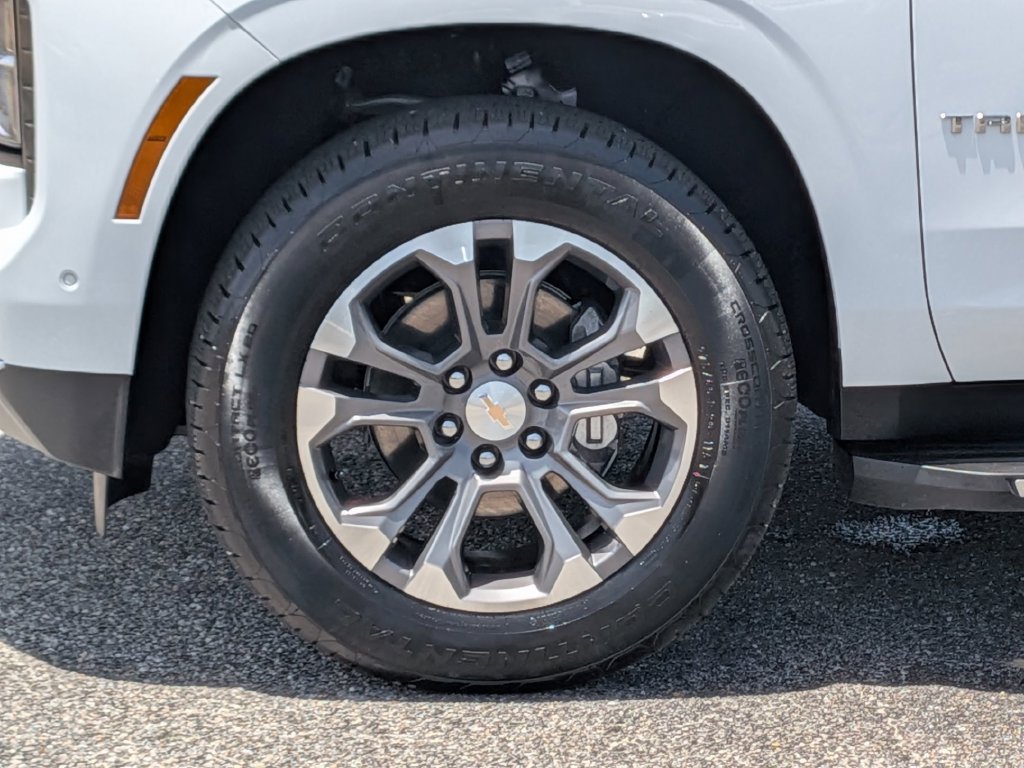 2026 Chevrolet Tahoe LS - Photo 11