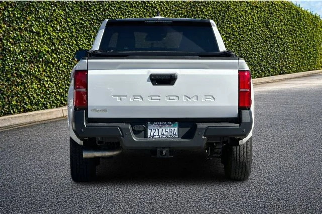 Used 2024 White Toyota SR image 5