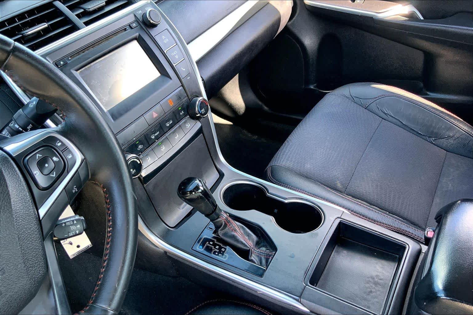 Used 2017 Midnight Black Metallic Toyota SE image 16