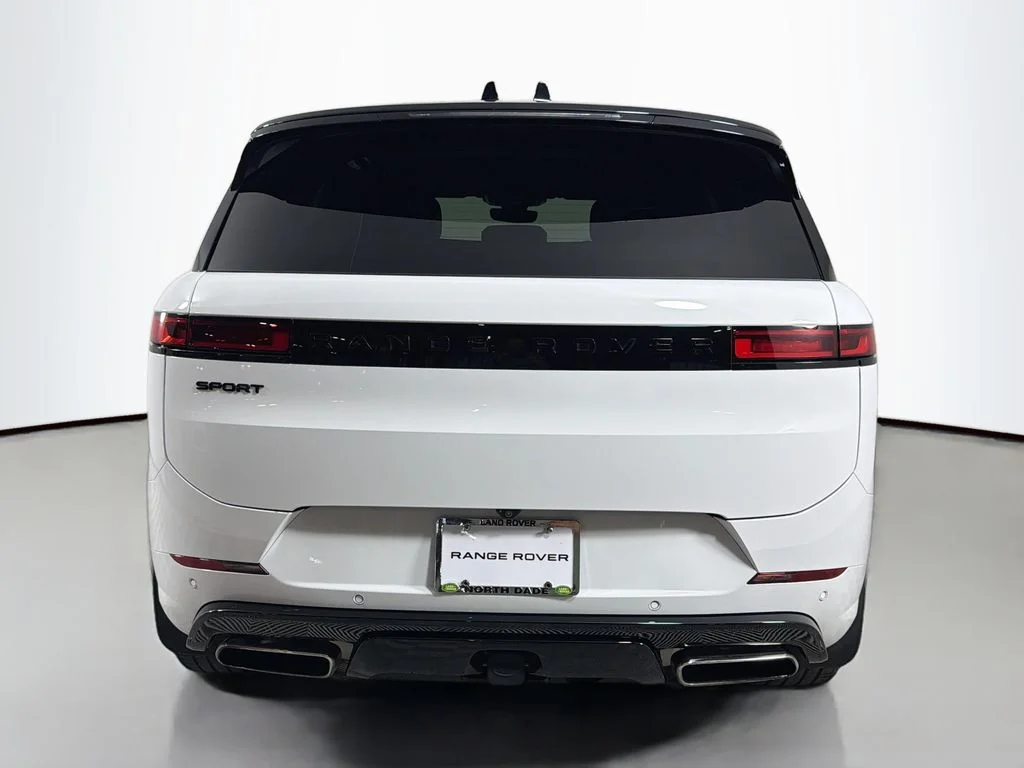 Certified Used 2024 White Land Rover Dynamic SE image 6
