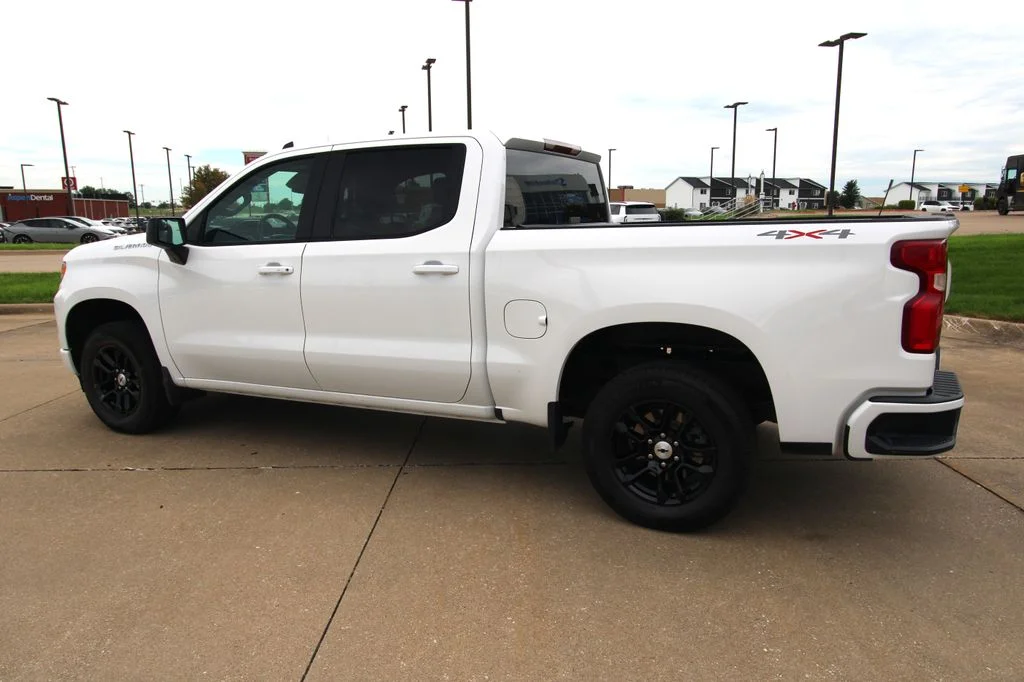 Used 2026 White Chevrolet RST image 18