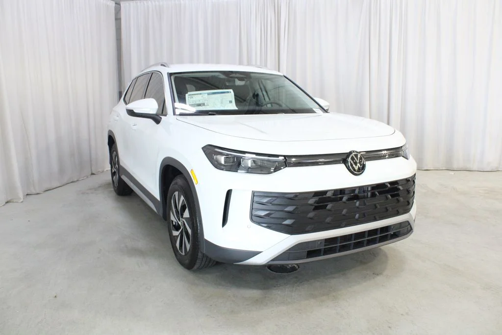 New 2026 White Volkswagen 2.0T S image 37
