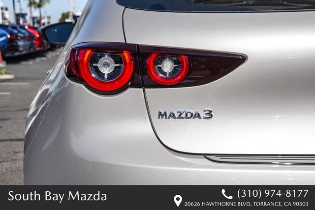 2026 Mazda Mazda3 Premium - Photo 9