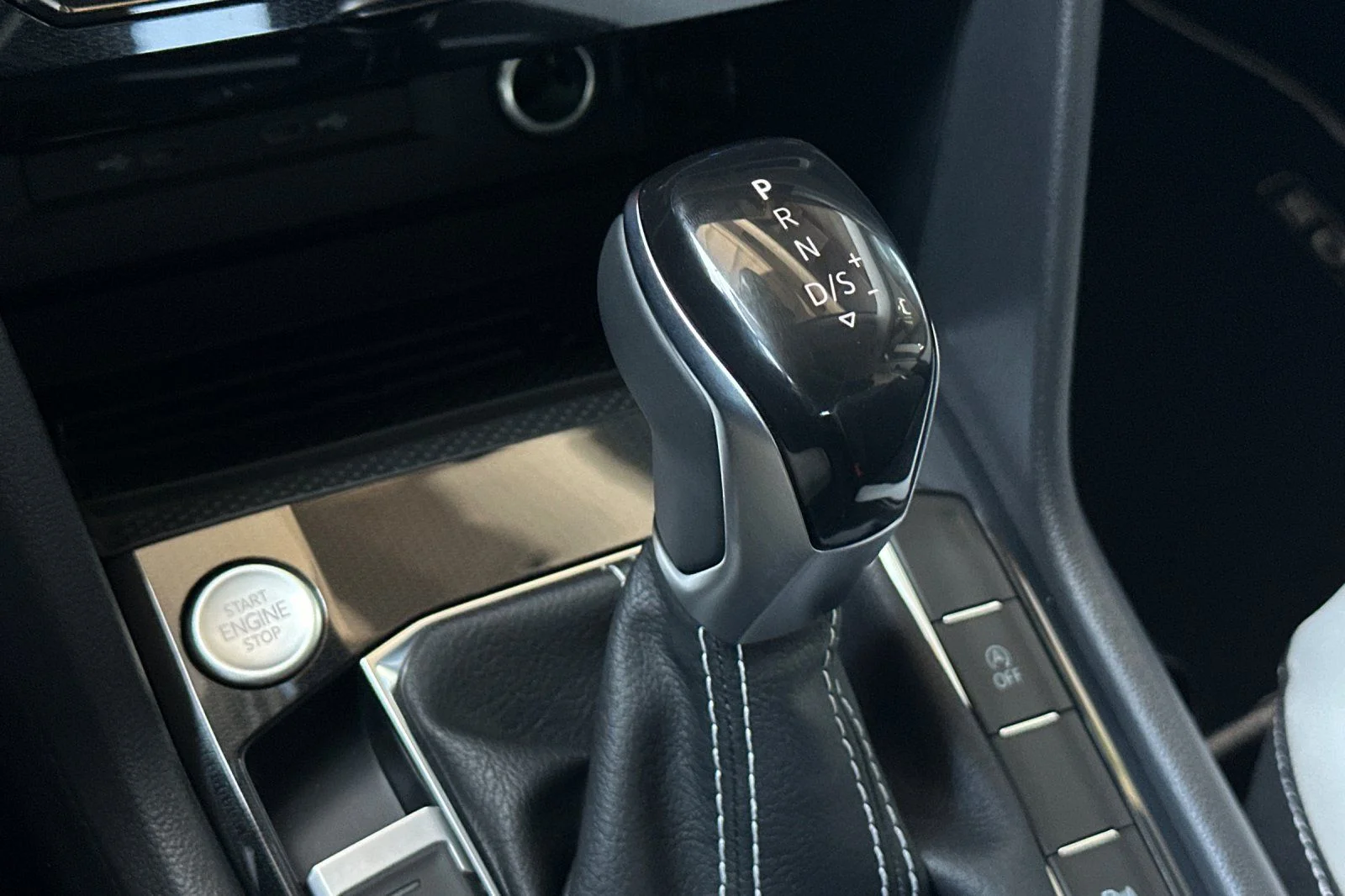 New 2026 Gray Volkswagen 1.5T SE image 19