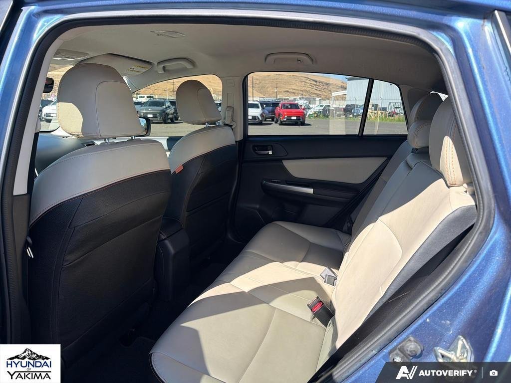 Used 2017 Quartz Blue Pearl Subaru Limited image 23