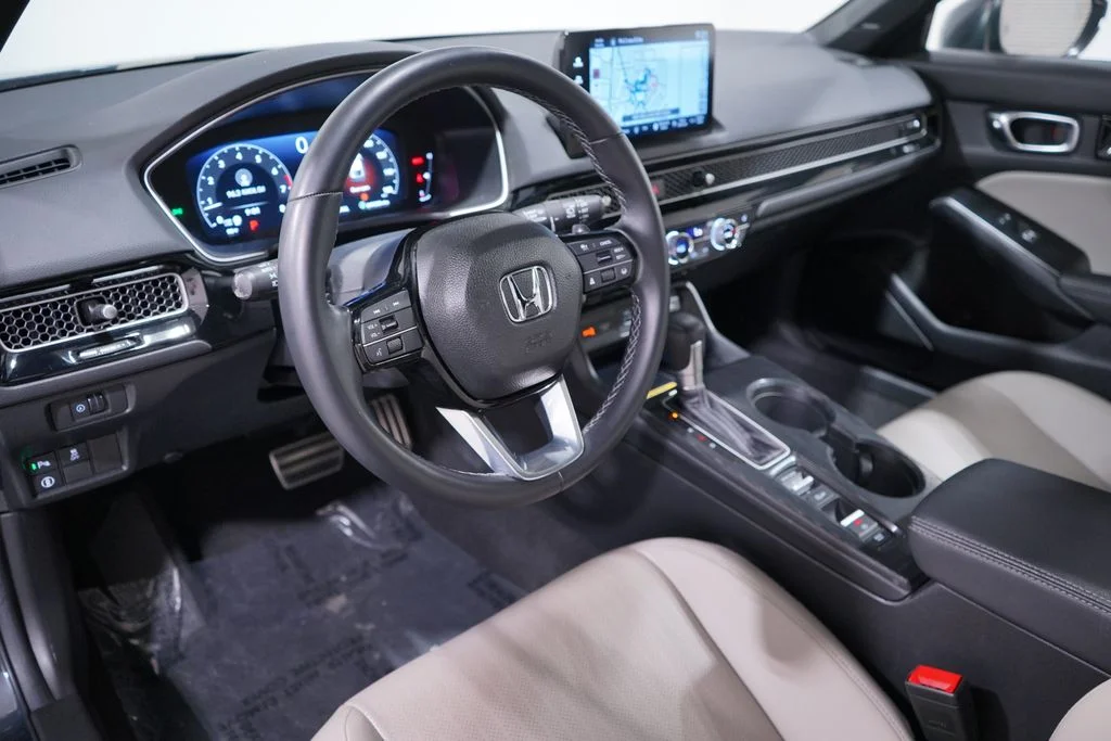 Used 2023 Meteorite Gray Metallic Honda Sport Touring image 6