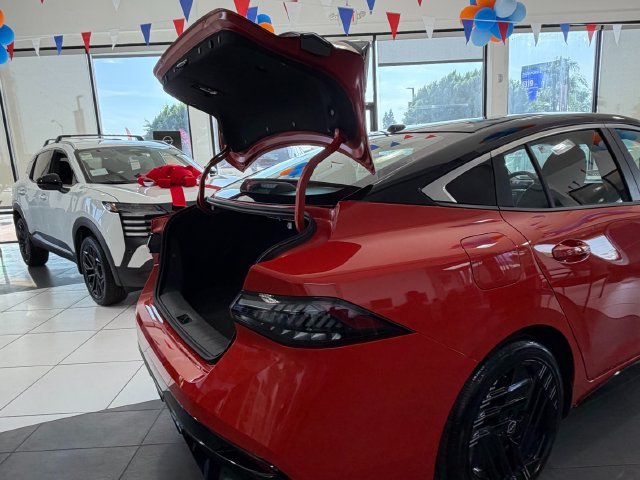 New 2027 Energetic Ember / Super Black Two-tone Nissan SR image 8