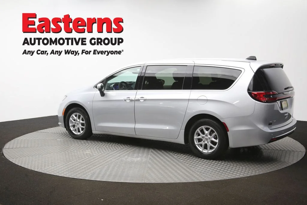 Used 2023 Silver Chrysler Touring L image 65