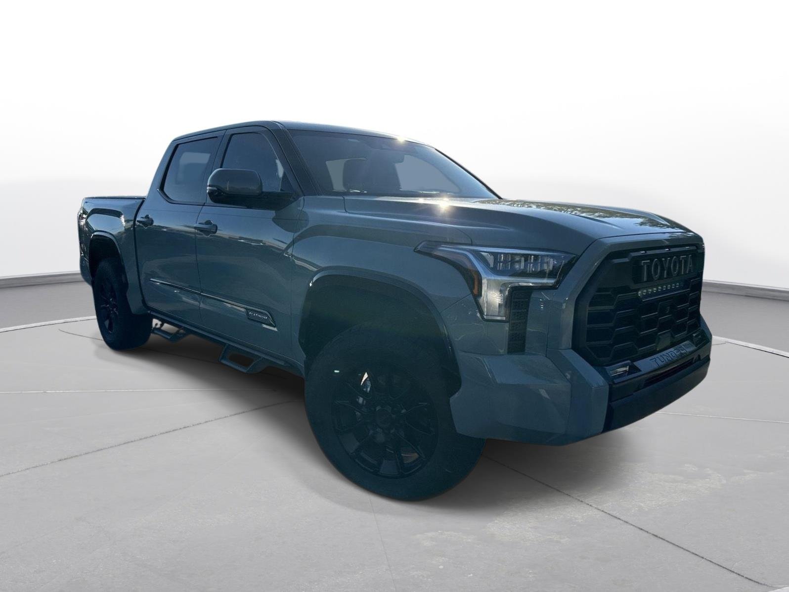 Used 2024 Lunar Rock Toyota Platinum image 4