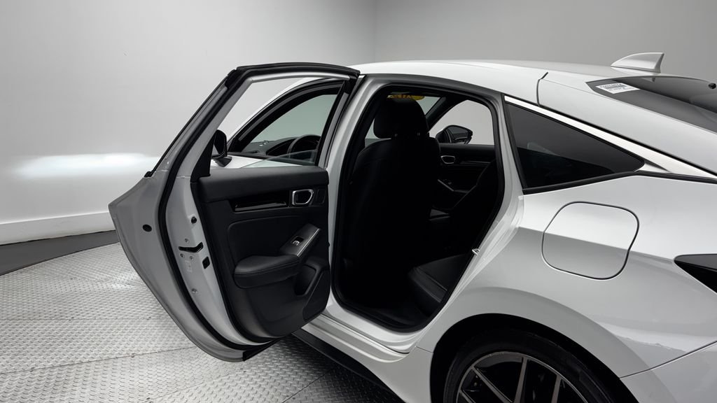 Used 2023 White Honda Sport Touring image 34