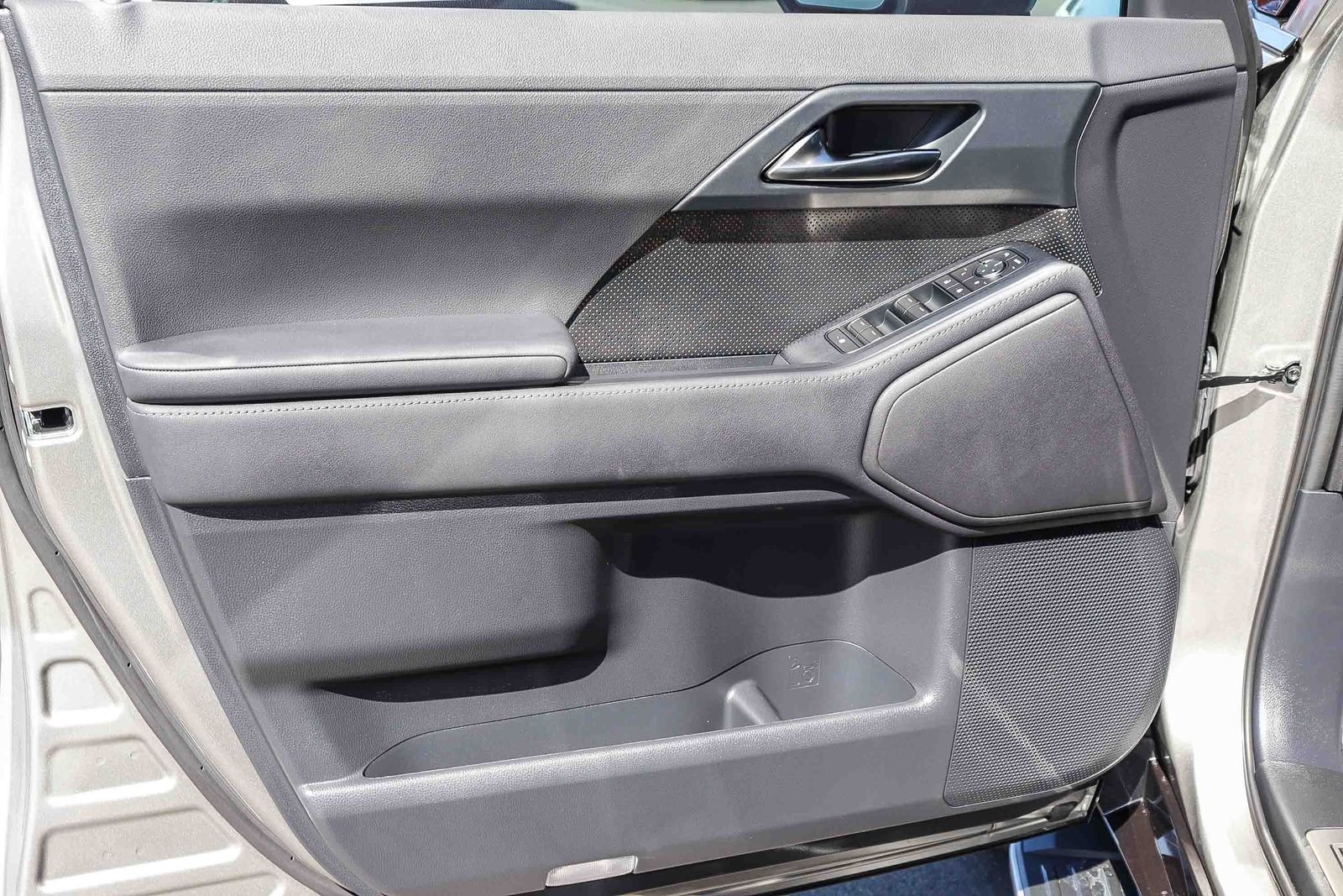 Certified Used 2026 Silver Lexus 550 Premium+ image 25