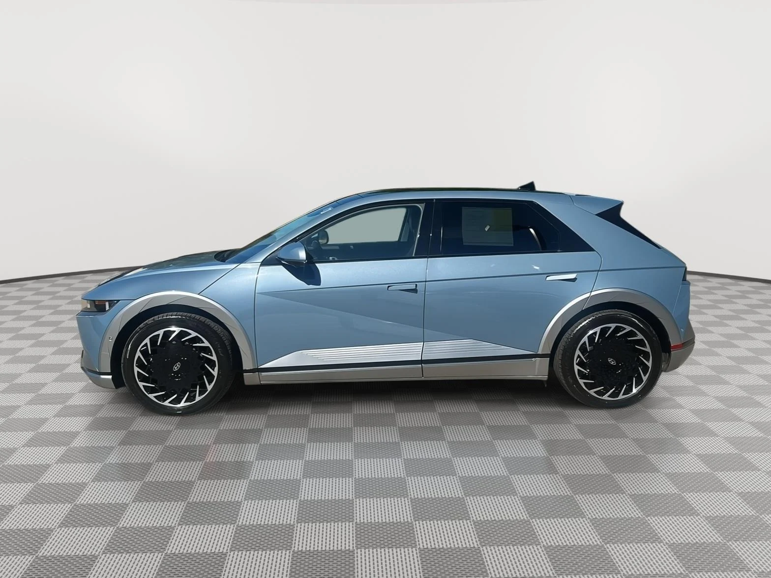 Used 2023 Lucid Blue Hyundai Limited image 8