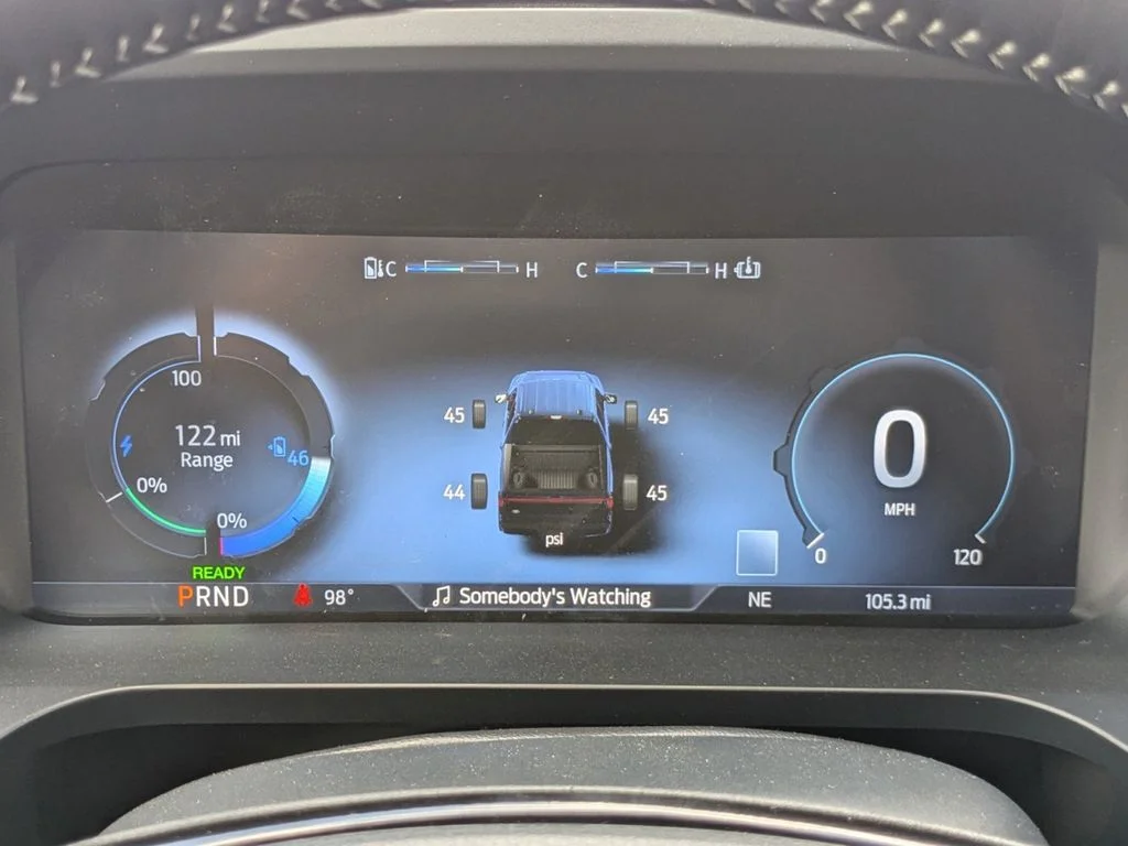 2025 Ford F-150 Lightning Platinum - Photo 32