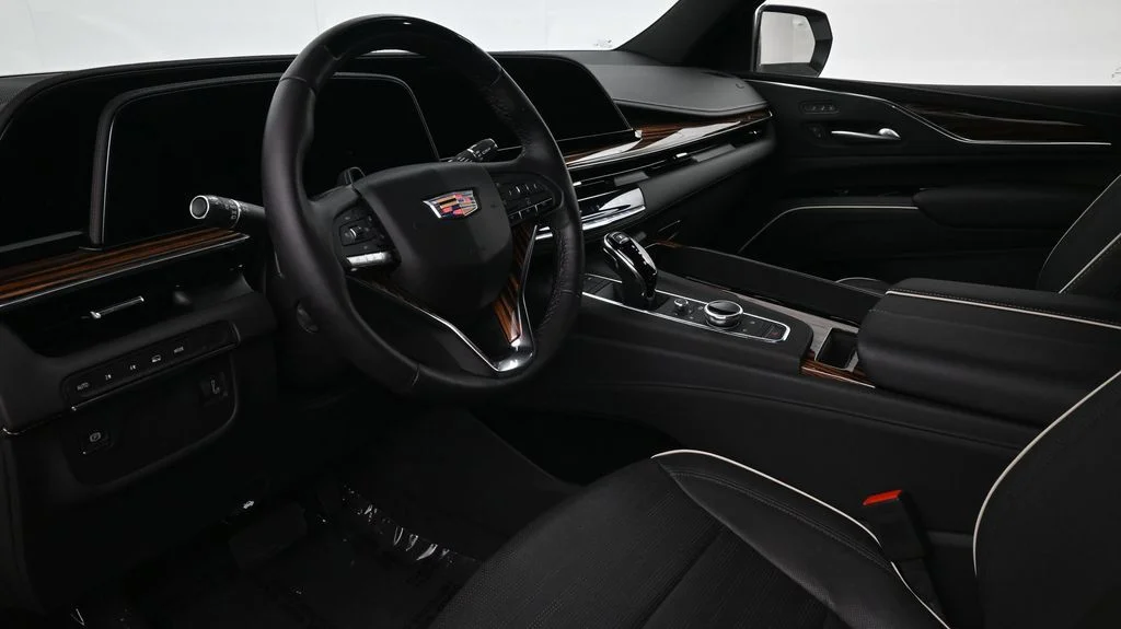 Used 2024 White Cadillac Premium Luxury image 7