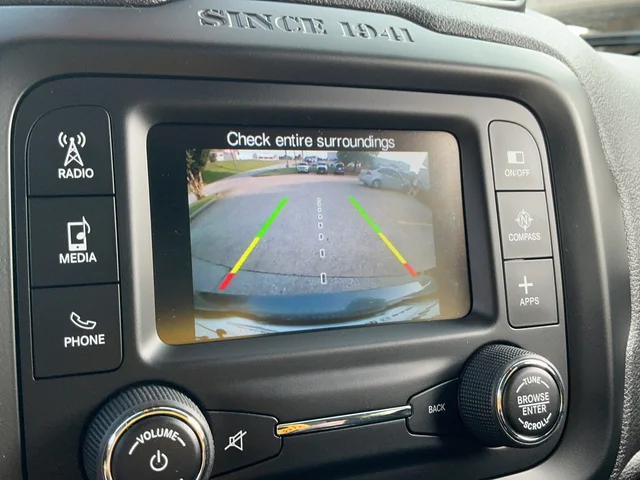 Used 2017 Gray Jeep Latitude image 15