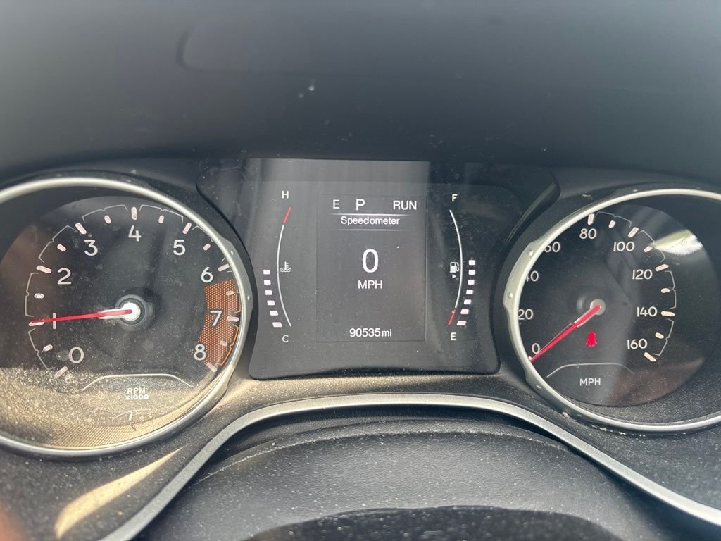 Used 2021 Red Jeep Latitude image 15