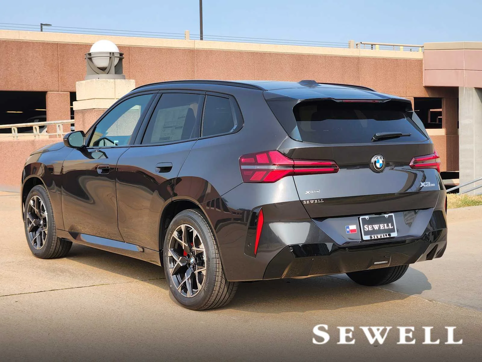 New 2026 Dark Graphite Metallic BMW 30 xDrive image 3
