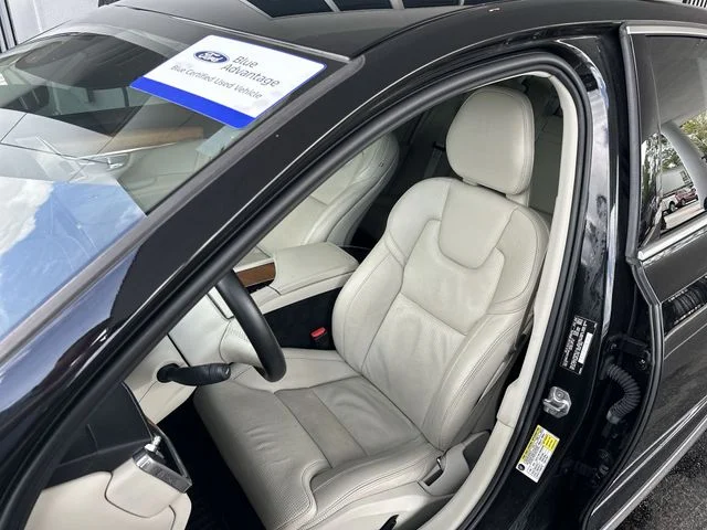Used 2018 Black Volvo T6 Inscription image 12