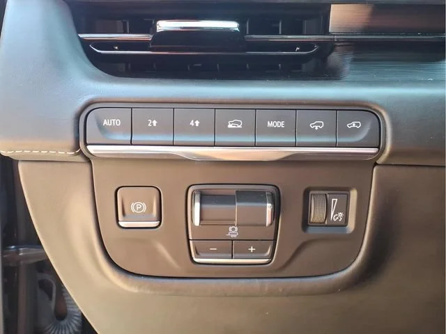 Used 2021 BLACK RAVEN Cadillac Sport Platinum image 15