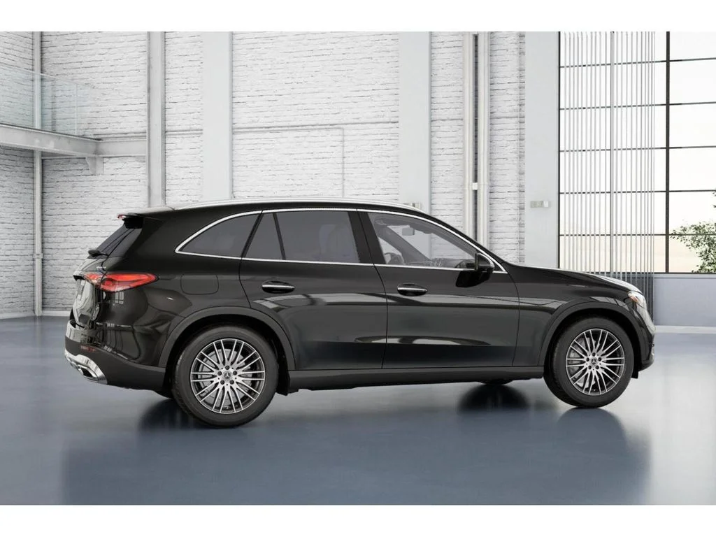 New 2026 Black Mercedes-Benz GLC 300 image 18
