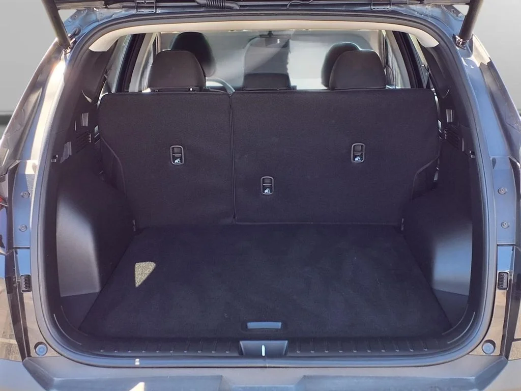 Certified Used 2026 Black Hyundai SEL image 27