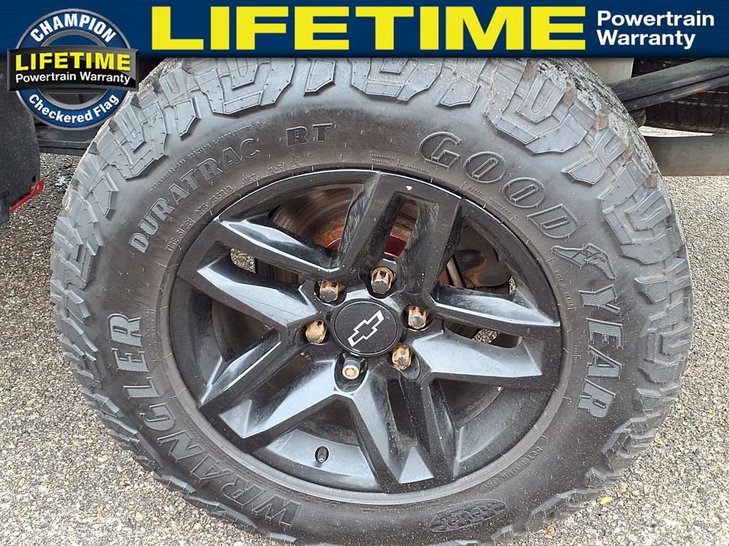 Used 2021 Red Chevrolet LT Trail Boss image 9