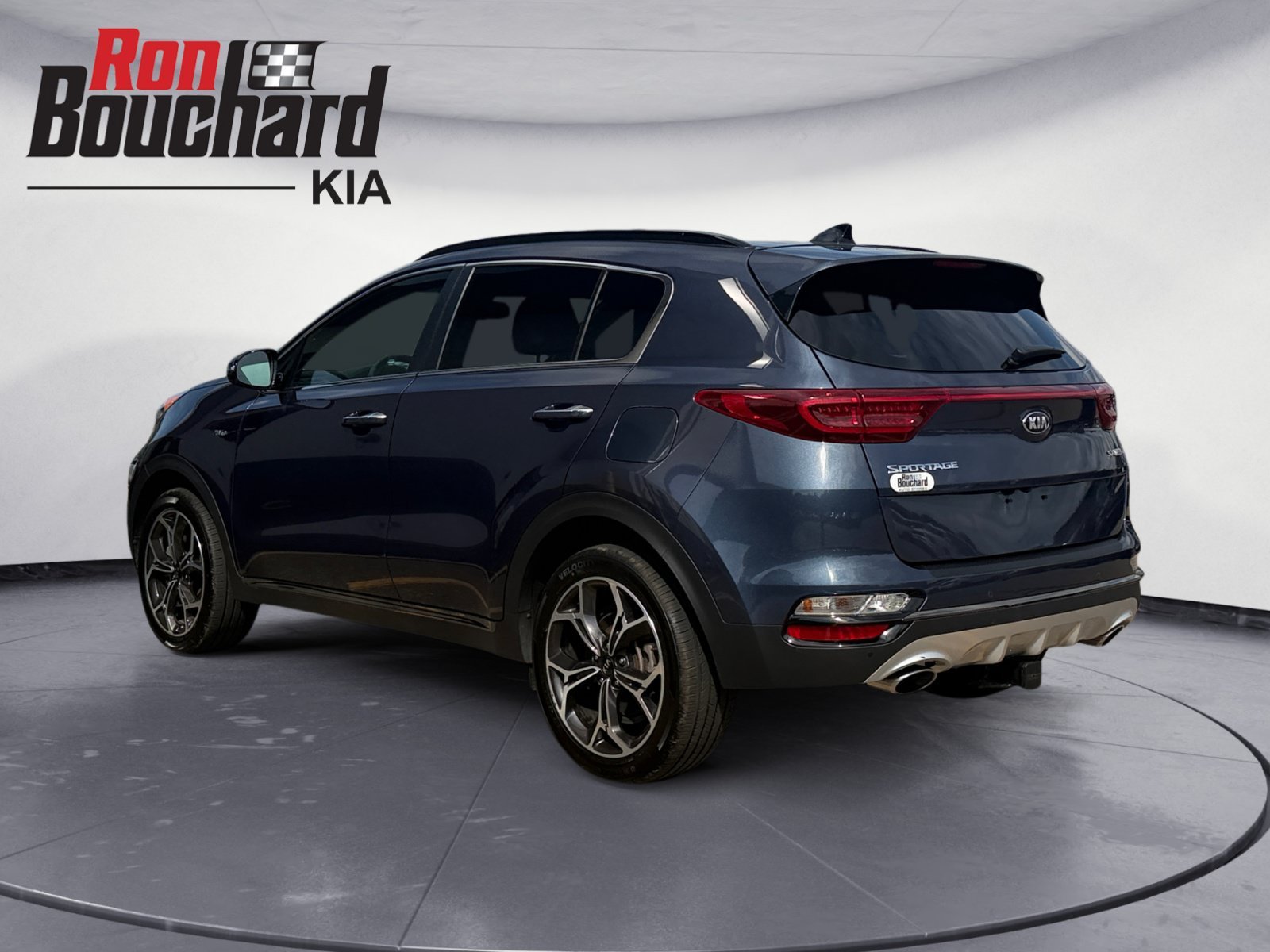 Certified Used 2020 Pacific Blue Kia SX Turbo image 4