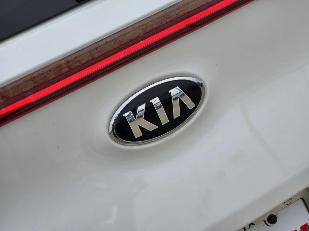 2021 Kia Sportage S - Photo 13