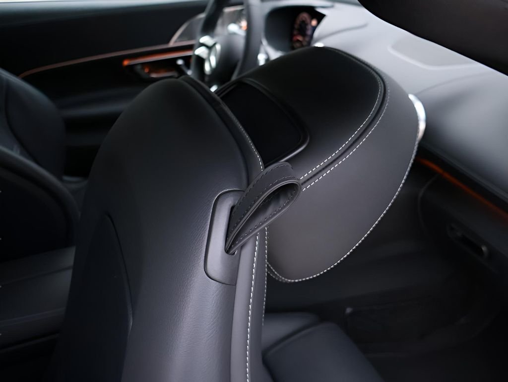 New 2026 Obsidian Black Metallic Mercedes-Benz SL 43 AMG® image 17