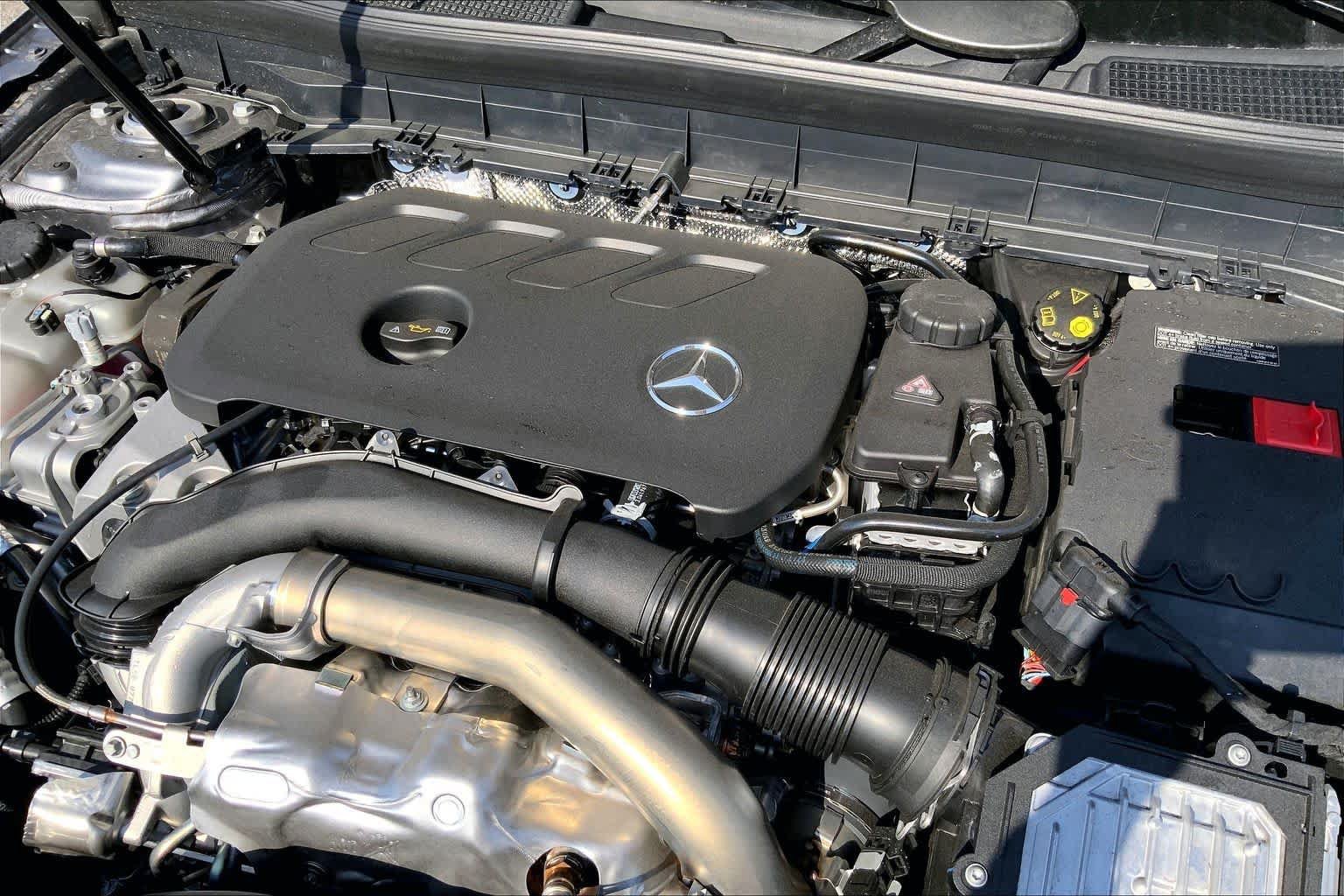 New 2026 Mountain Grey Metallic Mercedes-Benz GLB 250 image 27