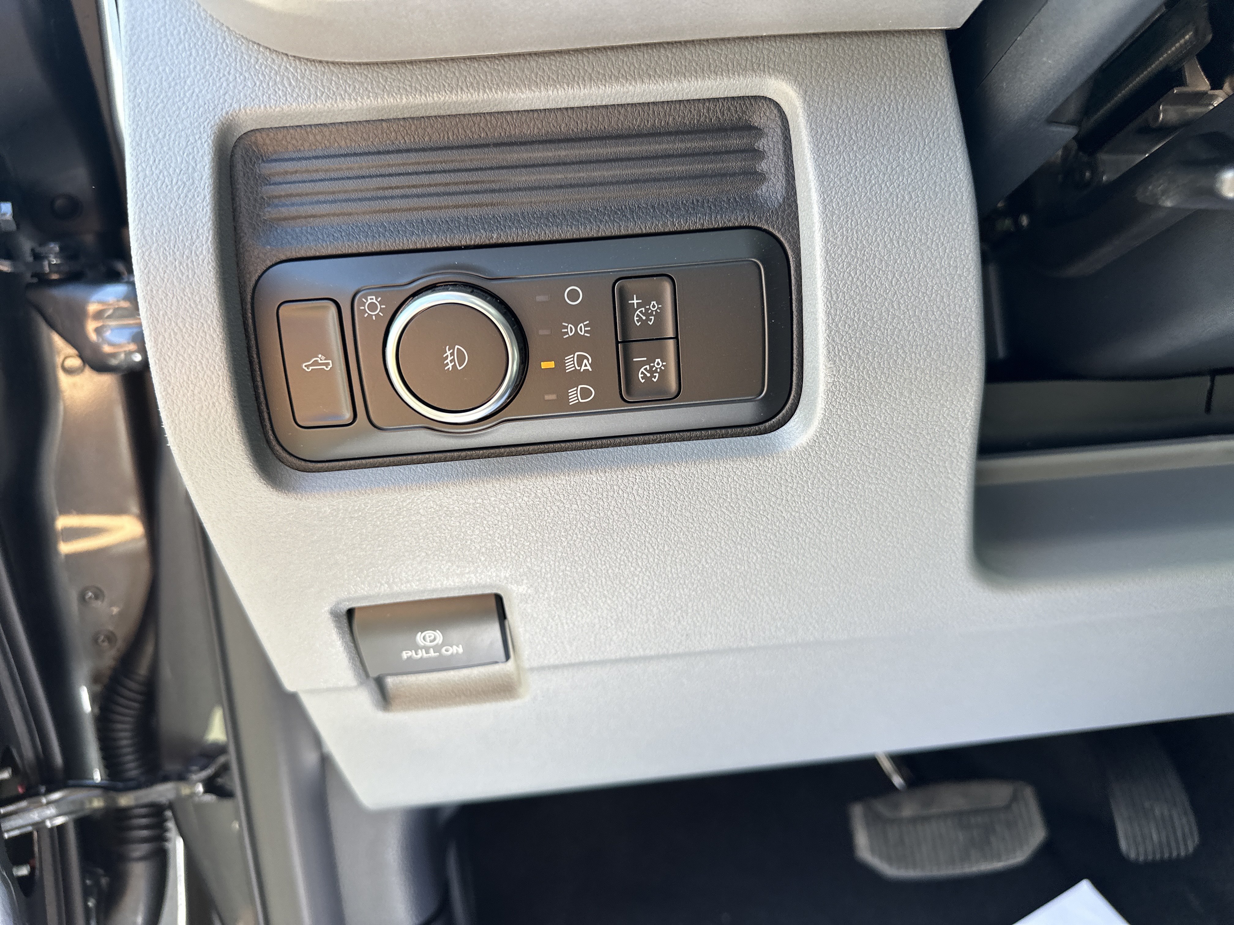 New 2026 Carbonized Gray Metallic Ford F-250® XL image 16