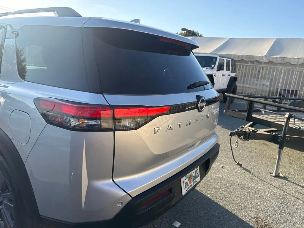 Used 2025 Silver Nissan SV image 20