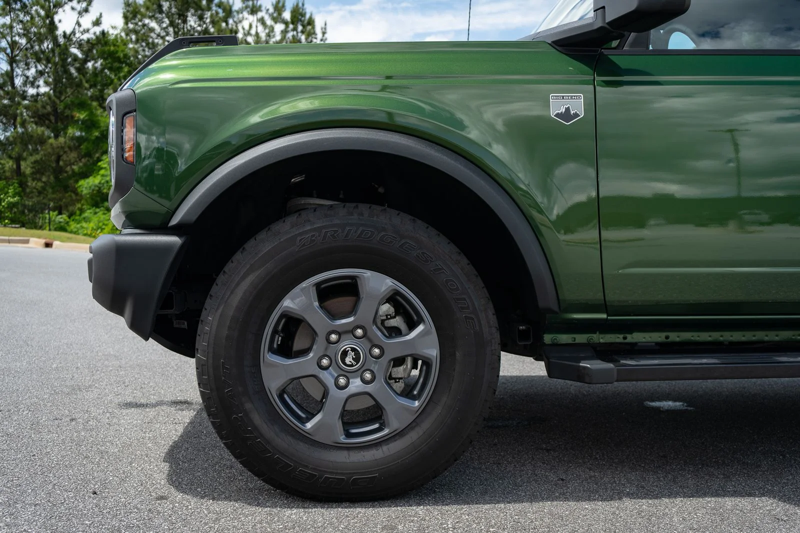 Used 2025 Green Metallic Ford Big Bend image 4