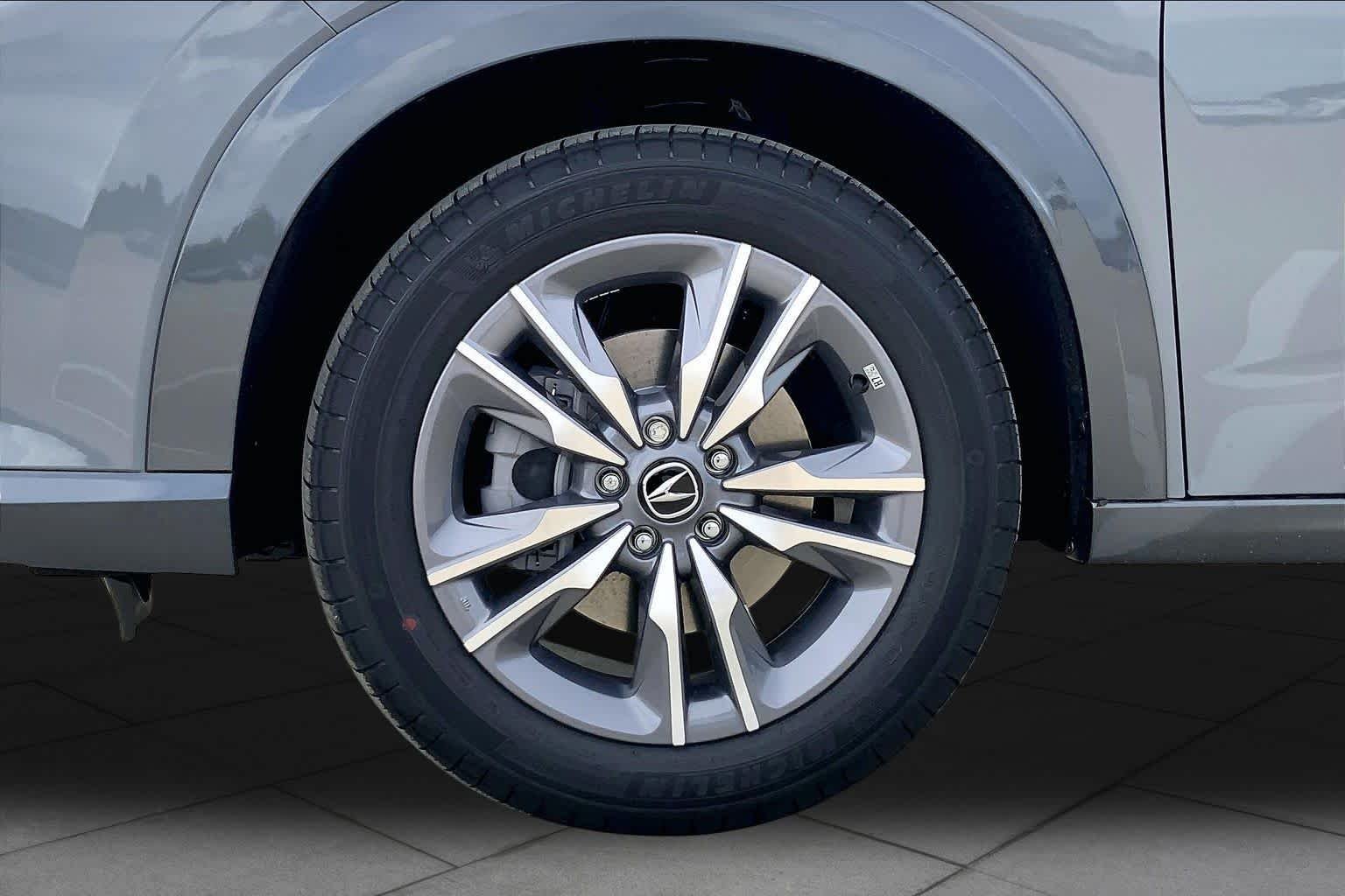 New 2026 Urban Gray Pearl Acura  image 12