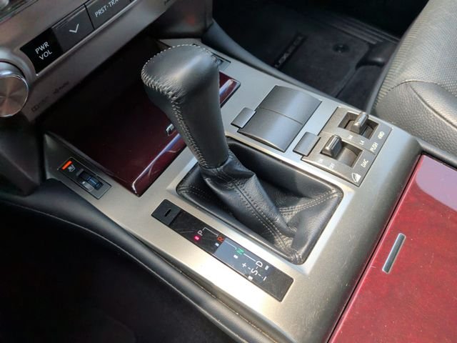 Used 2018 Silver Lexus 460 image 26