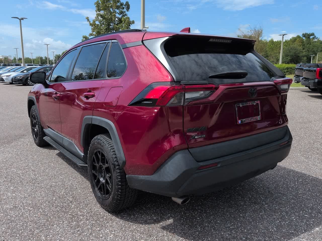 Certified Used 2021 Ruby Flare Pearl Toyota XLE image 4