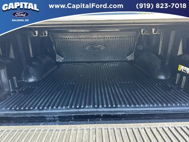 Used 2023 Black Ford XLT image 16