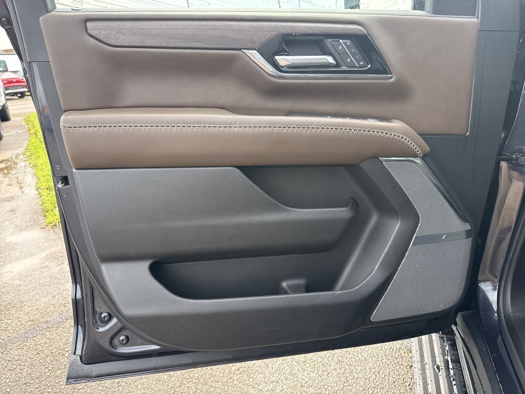 Used 2026 Silver GMC Denali Ultimate image 12