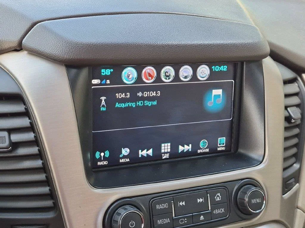 Used 2018 White GMC Denali image 23