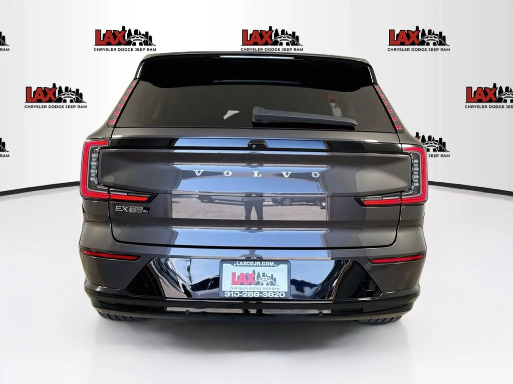 Used 2025 Gray Volvo Twin Motor Plus image 6