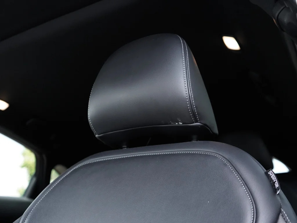 Used 2024 Black Obsidian INFINITI LUXE image 32