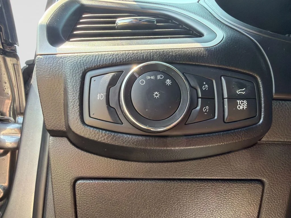 Used 2022 Gray Ford ST Line image 30