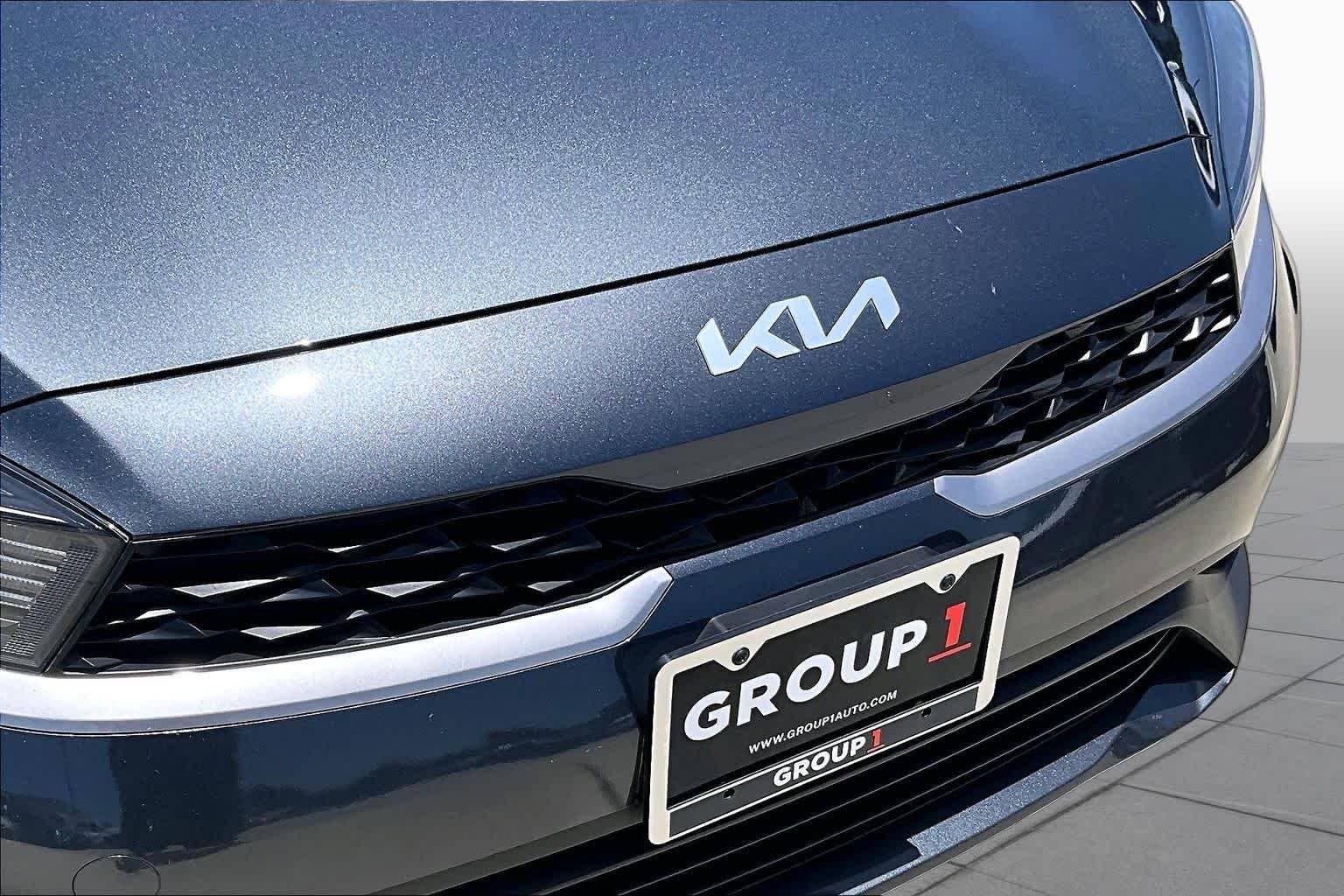 Used 2022 Gravity Gray Kia LXS image 28
