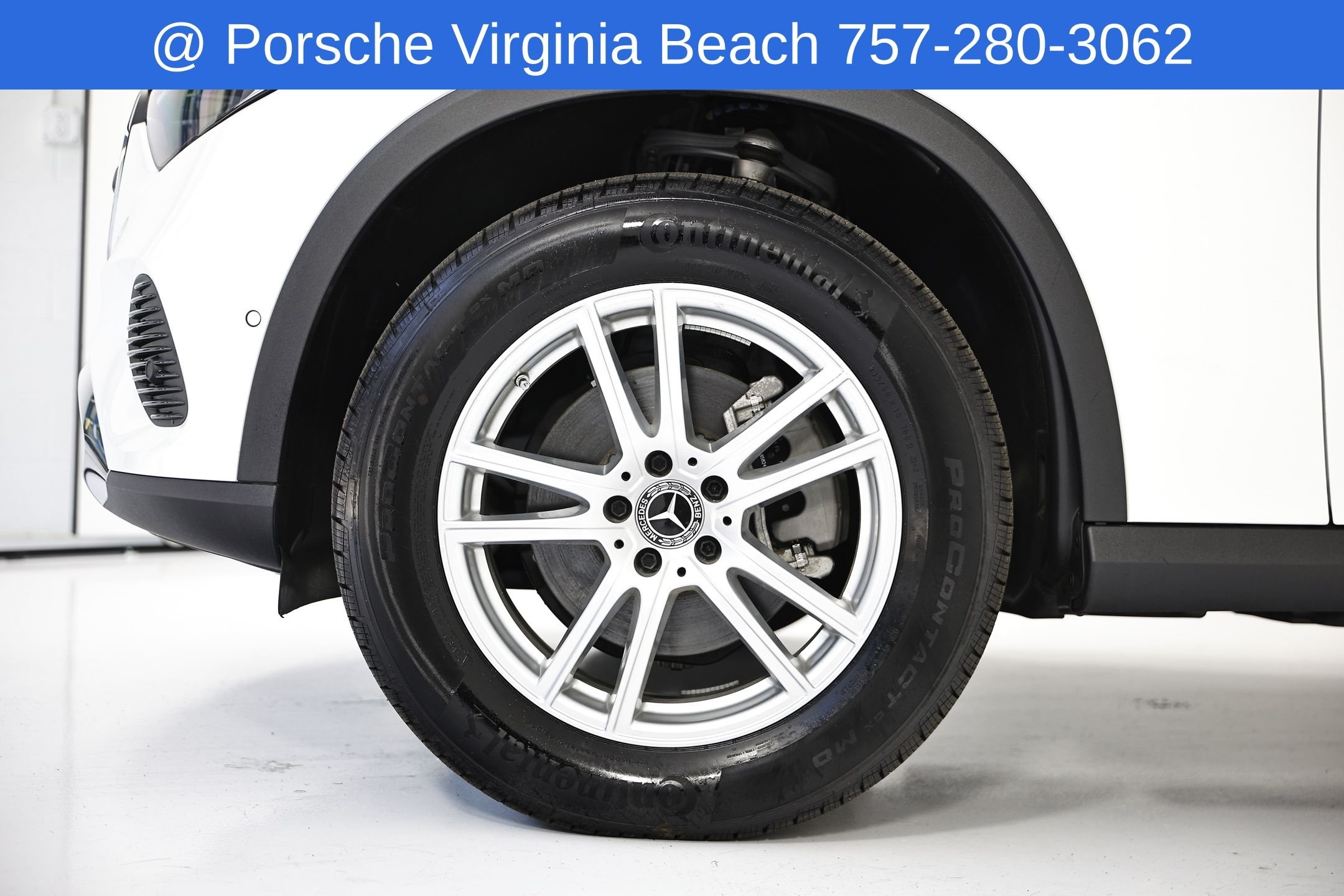 Used 2025 White Mercedes-Benz GLC 300 image 14