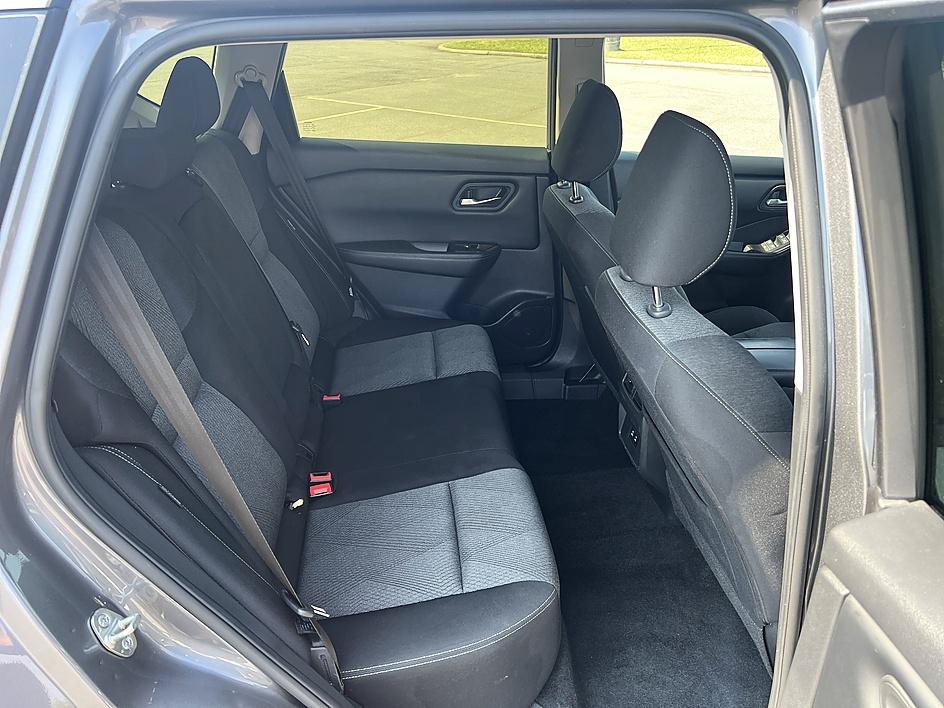 Certified Used 2025 Gun Metallic Nissan SV image 16